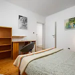 Family Monsa In Porec Apartman