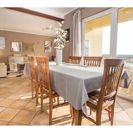Appartamento Family Monsa In Porec